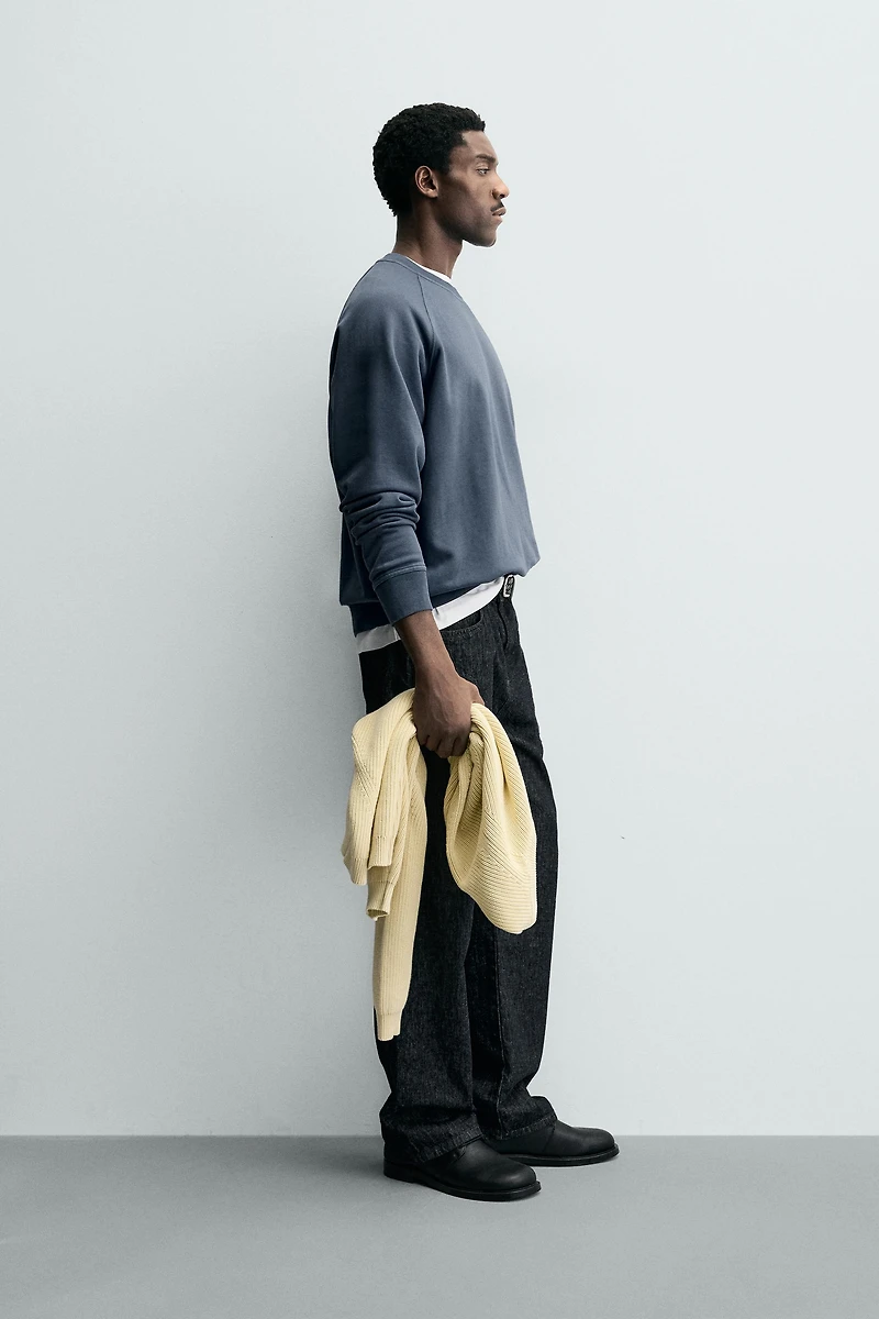 BASIC WASHED CREWNECK SWEATSHIRT