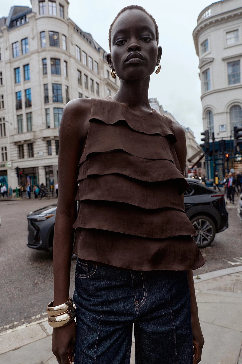 SATIN RUFFLED TOP