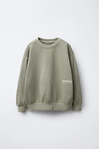 GARMENT DYE SWEATSHIRT AND JOGGER PANTS SET