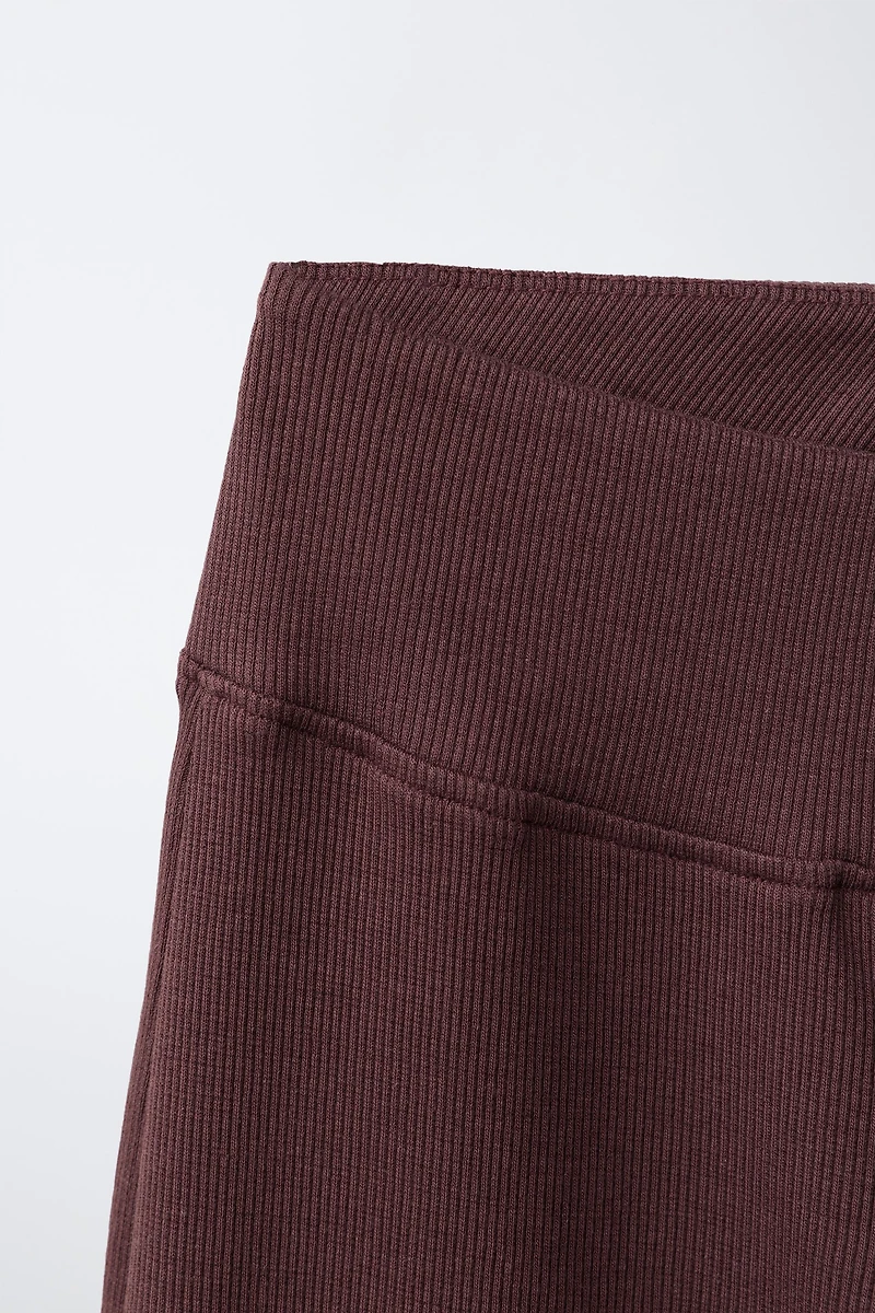 RIBBED TOP AND STRAIGHT PANTS SET