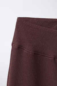 RIBBED TOP AND STRAIGHT PANTS SET