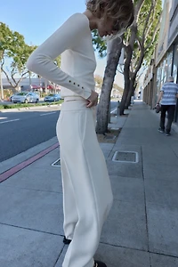 MID-RISE STRAIGHT LEG PANTS