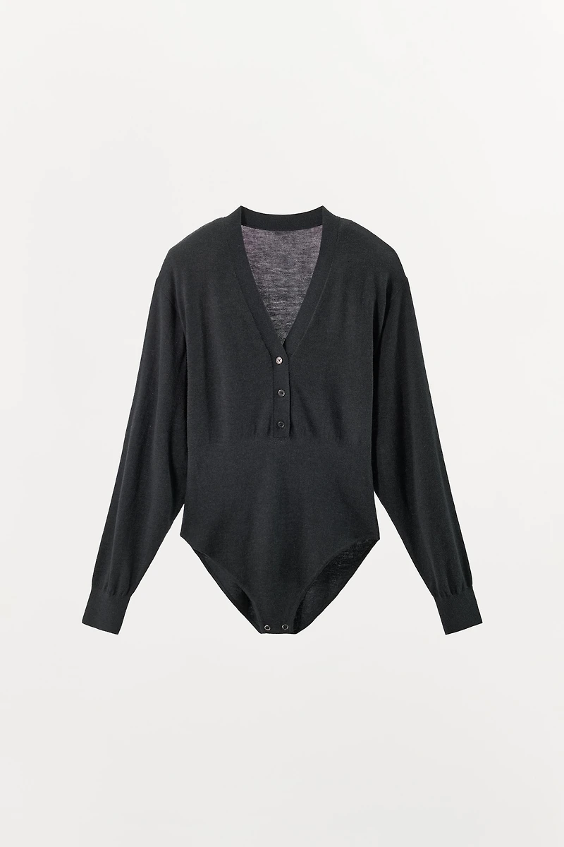 SHOULDER PAD KNIT BODYSUIT