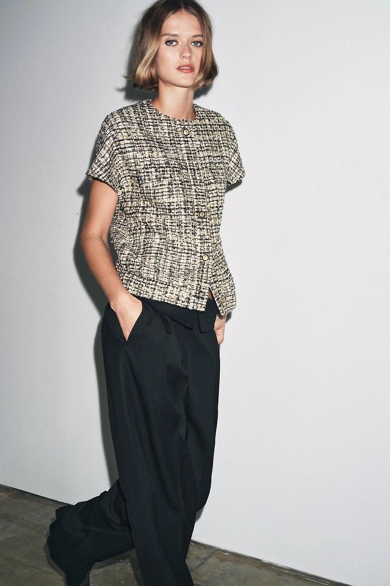 TEXTURED BUTTON VEST ZW COLLECTION