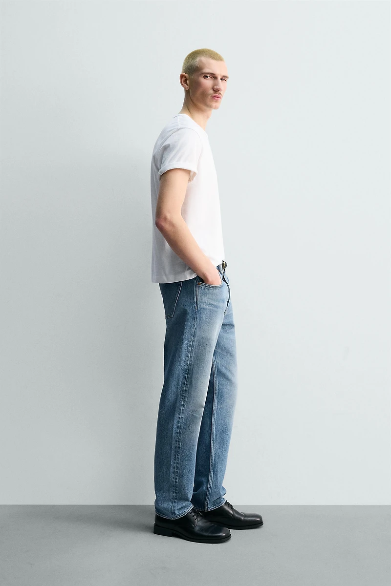 T-SHIRT REGULAR FIT