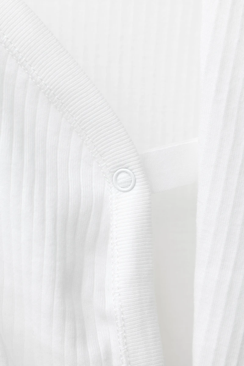 THREE-PACK OF BASIC SHORT SLEEVE KIMONO COLLAR BODYSUITS