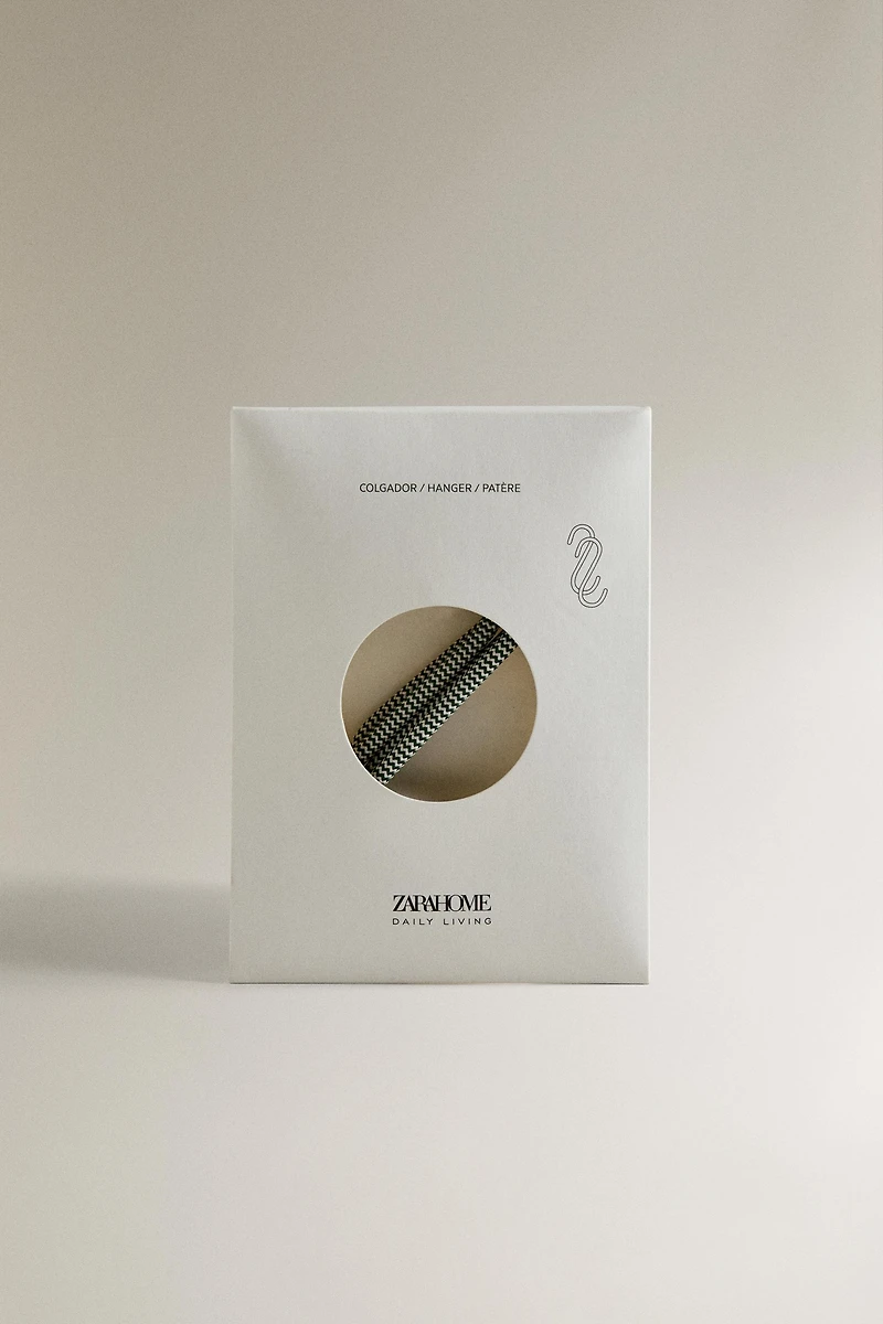 PACK OF HOOKS (PACK OF 4)