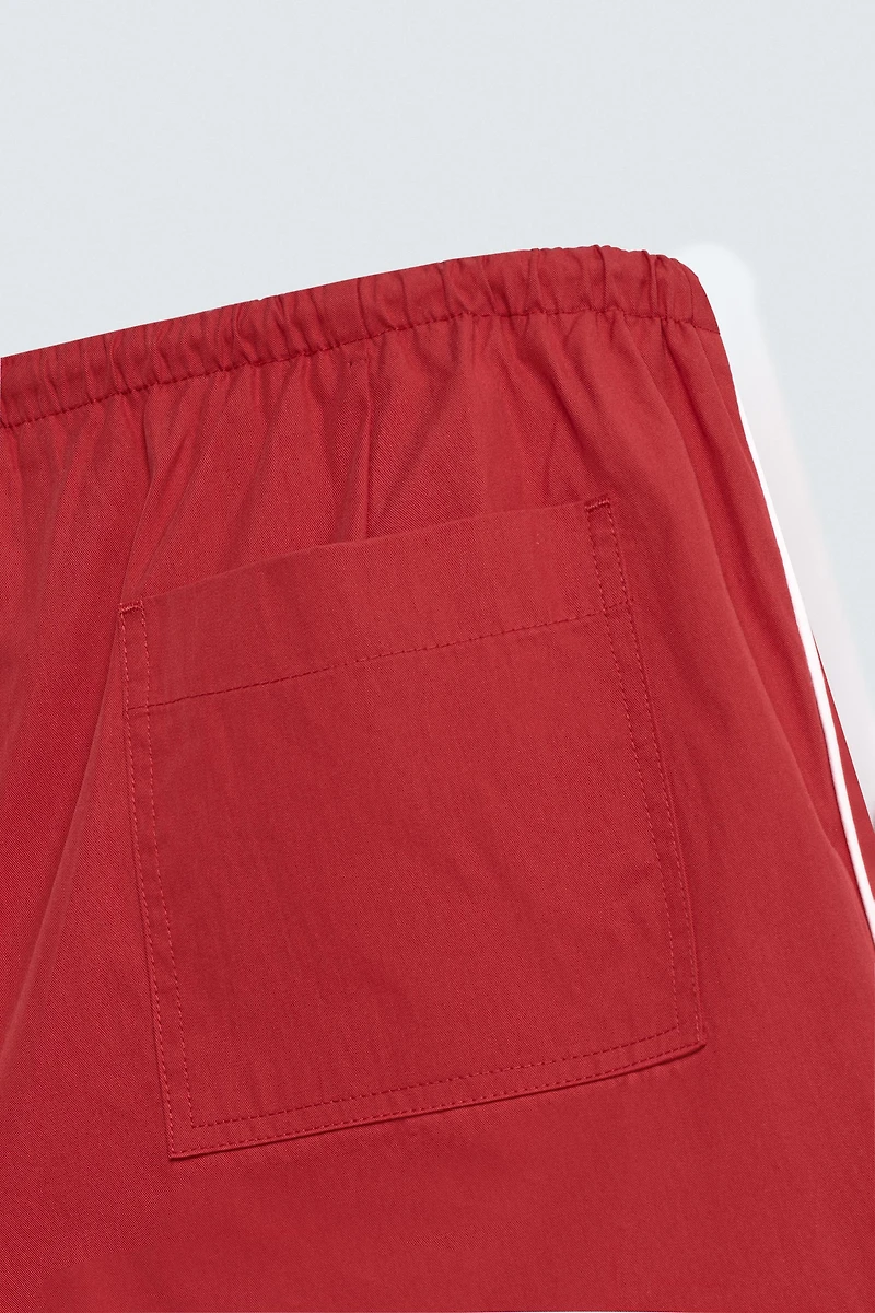 CONTRAST TRIM SHORTS