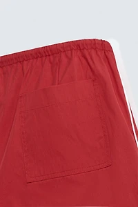 CONTRAST TRIM SHORTS