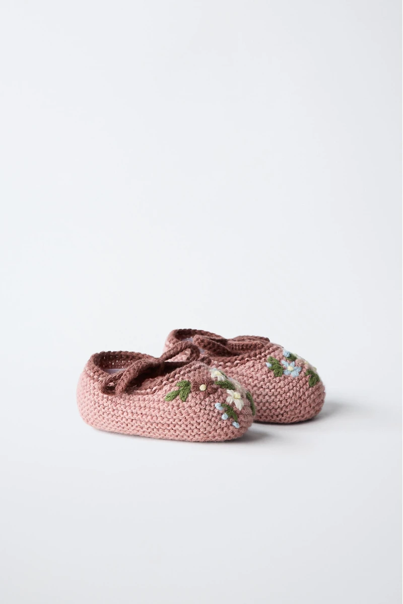FLORAL KNIT BOOTIES