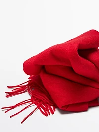 100% cashmere fringed scarf