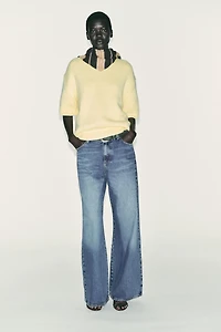 OVERSIZED SHORT SLEEVE KNIT SWEATER