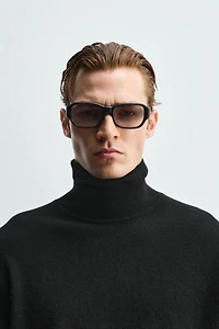 RECTANGULAR SUNGLASSES