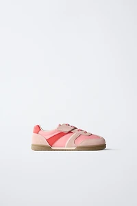 RETRO SNEAKERS