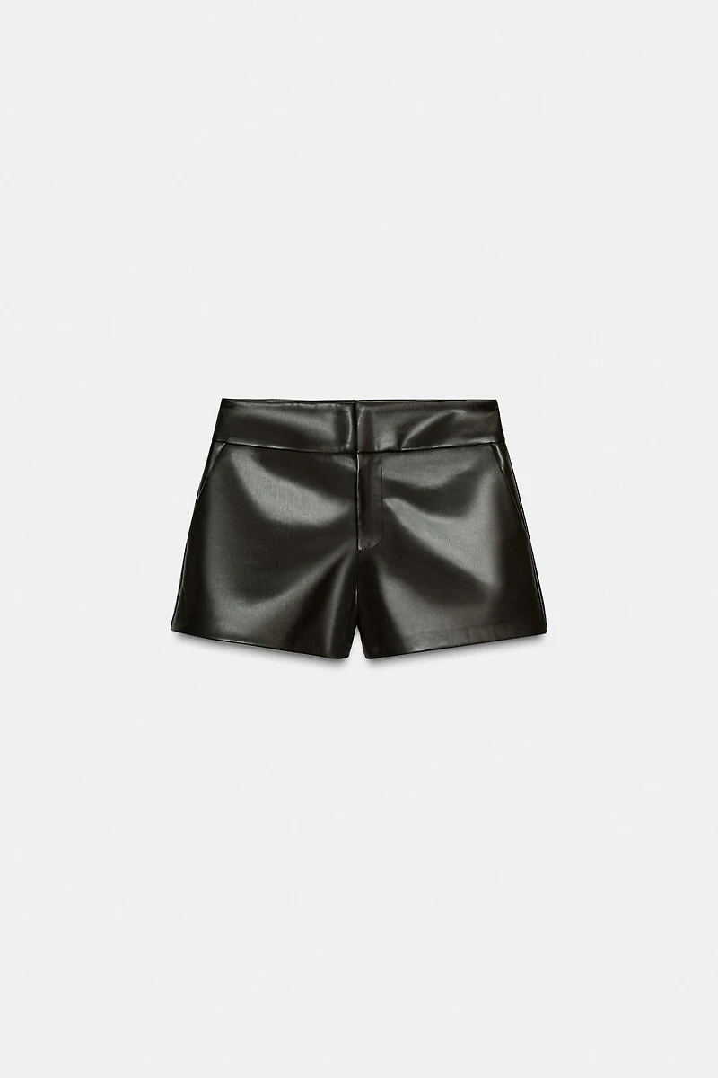 FAUX LEATHER MINI SHORTS