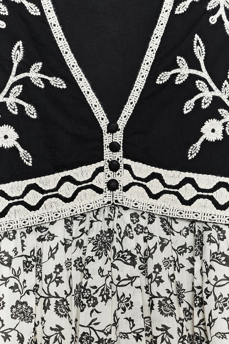 FLORAL PRINT COMBINATION SHORT DRESS
