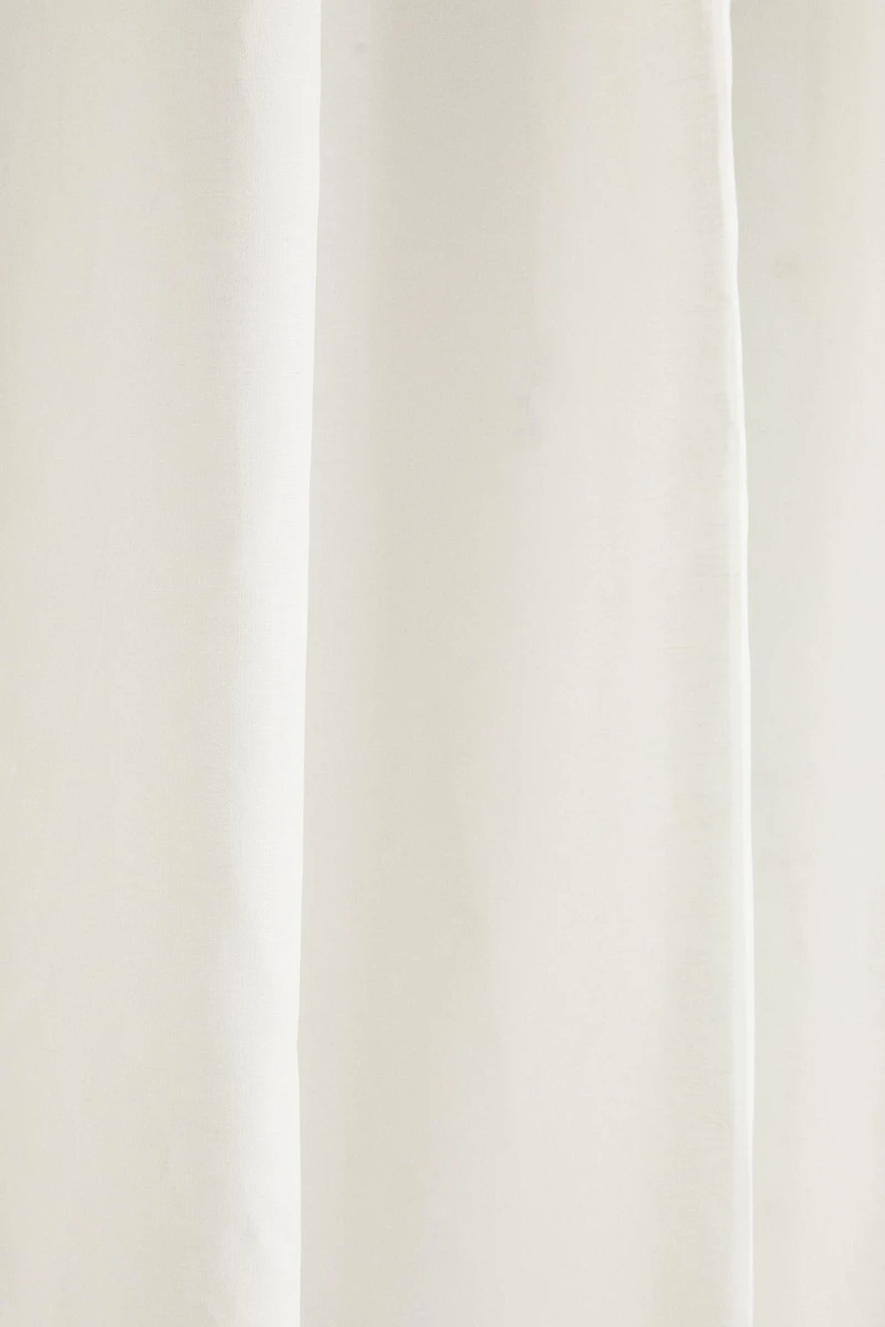 TOPSTITCHED SHOWER CURTAIN