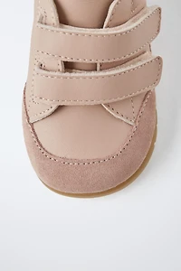 BAREFOOT LEATHER STRAP SNEAKERS