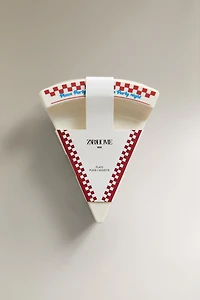 SET OF CHILDREN’S PIZZA SLICE PLATES (SET OF 4)