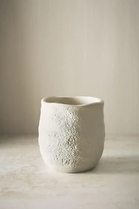 TEXTURED CERAMIC TOOTHBRUSH TUMBLER