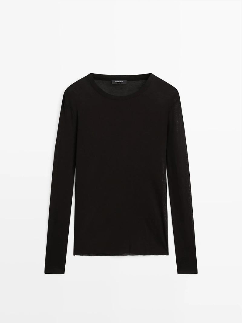 Lightweight regular fit long sleeve T-shirt