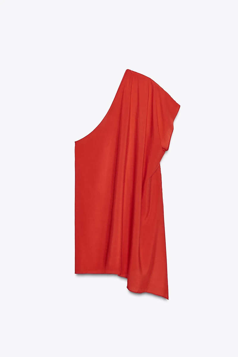 ASYMMETRIC FLOWING CAPE