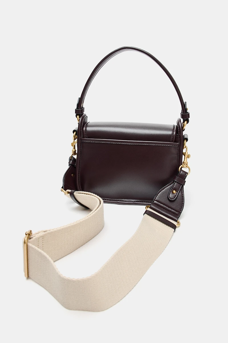CLOSURE DETAIL CROSSBODY BAG