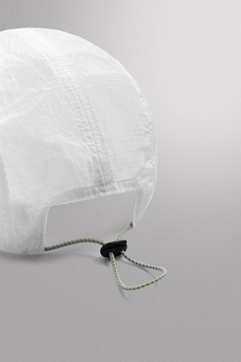 CASQUETTE TECHNIQUE LÉGÈRE