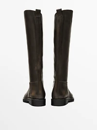 Leather riding boots