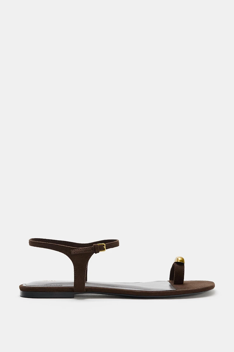 METALLIC DETAIL SANDALS