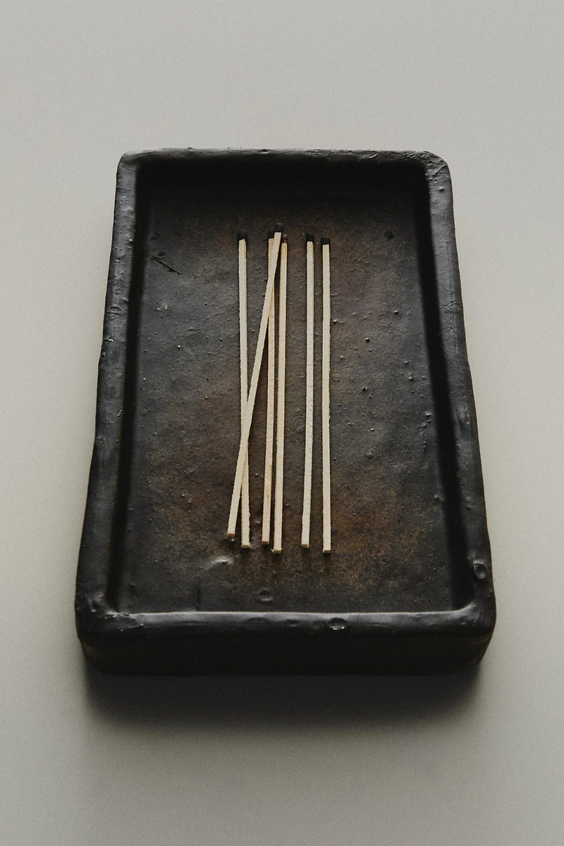 RECTANGULAR CERAMIC TRAY