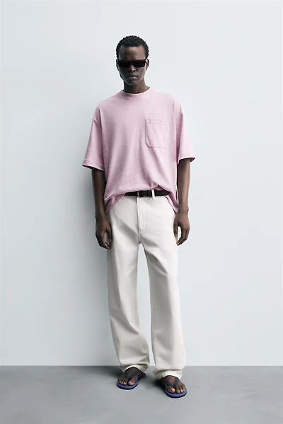 T-SHIRT COUPE DÉCONTRACTÉE AVEC POCHE