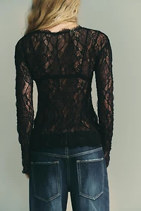 LACE TOP