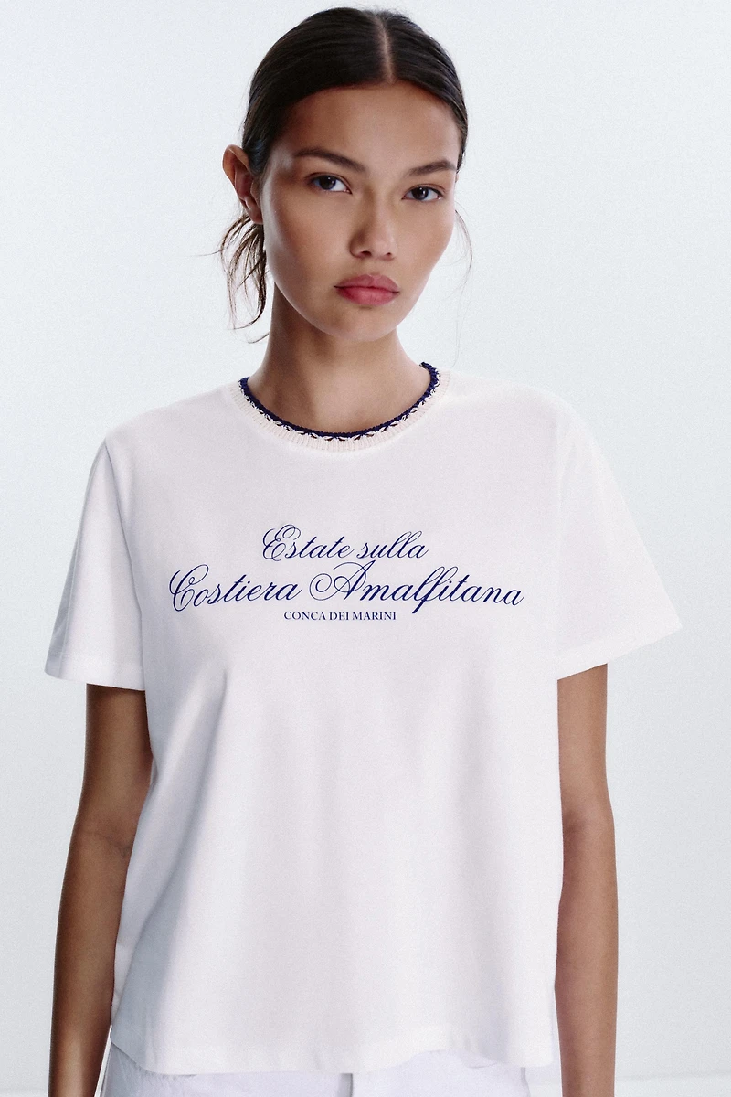 TEXT T-SHIRT WITH KNIT COLLAR