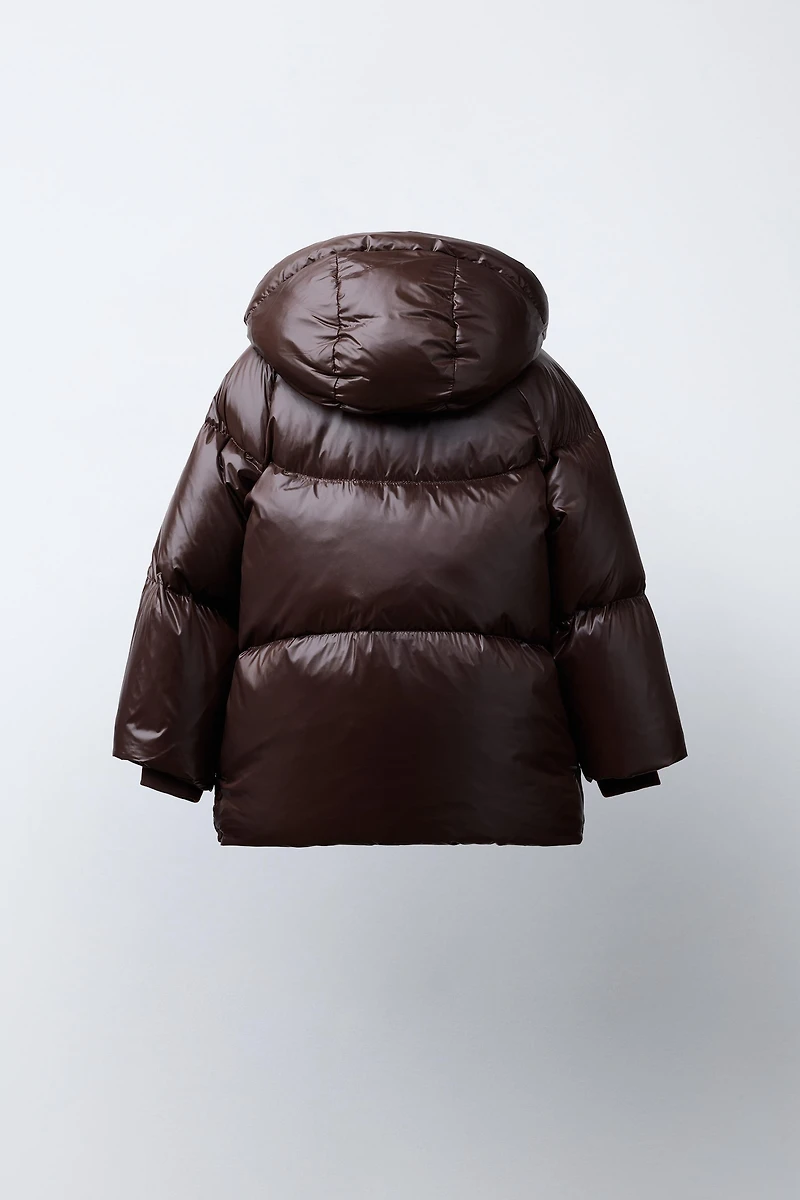 WATER REPELLENT AND WIND RESISTANT DOWN PUFFER COAT