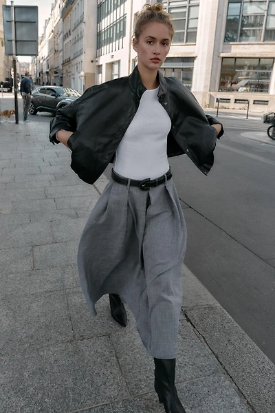 PLEATED BELTED MIDI SKIRT