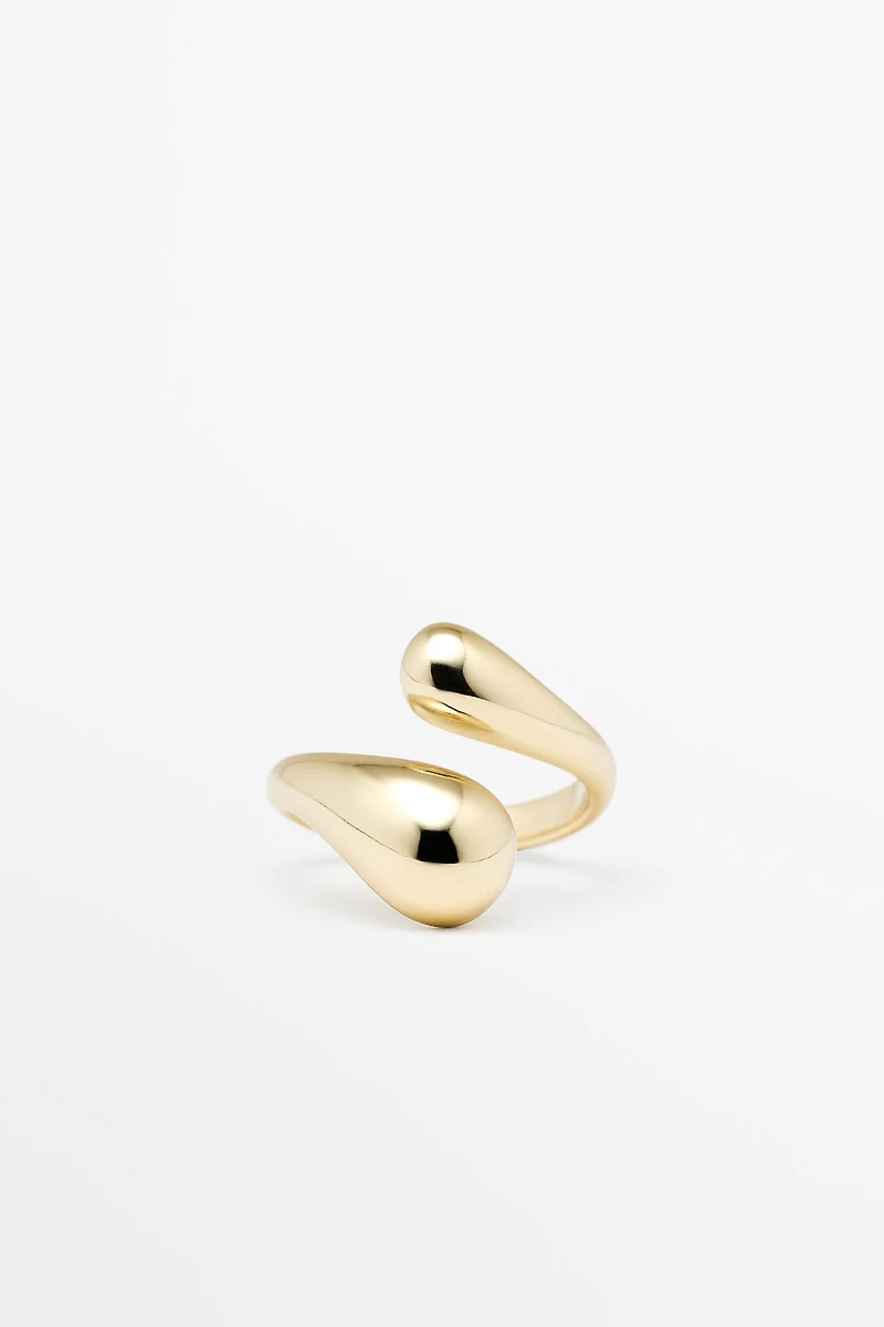 Double teardrop ring
