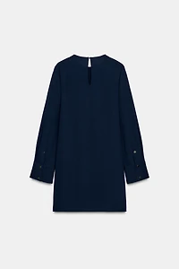 ROBE COURTE À BOUCLE