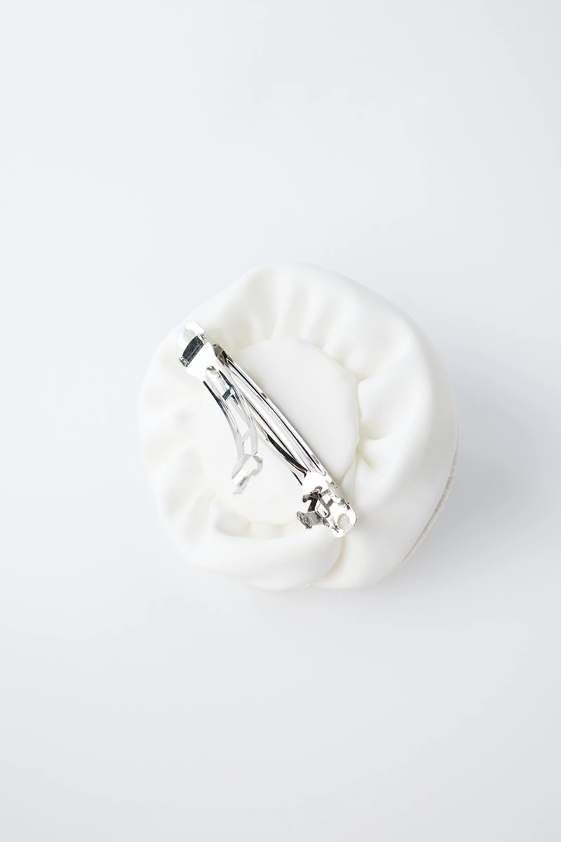 PINCE PASSANT FLEUR STRASS