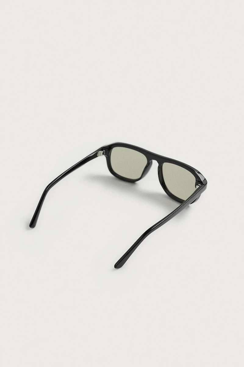 OVAL SUNGLASSES