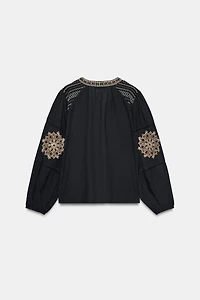 EMBROIDERED FLORAL SHIRT