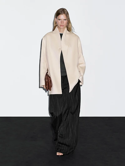 Manteau laine à col montant