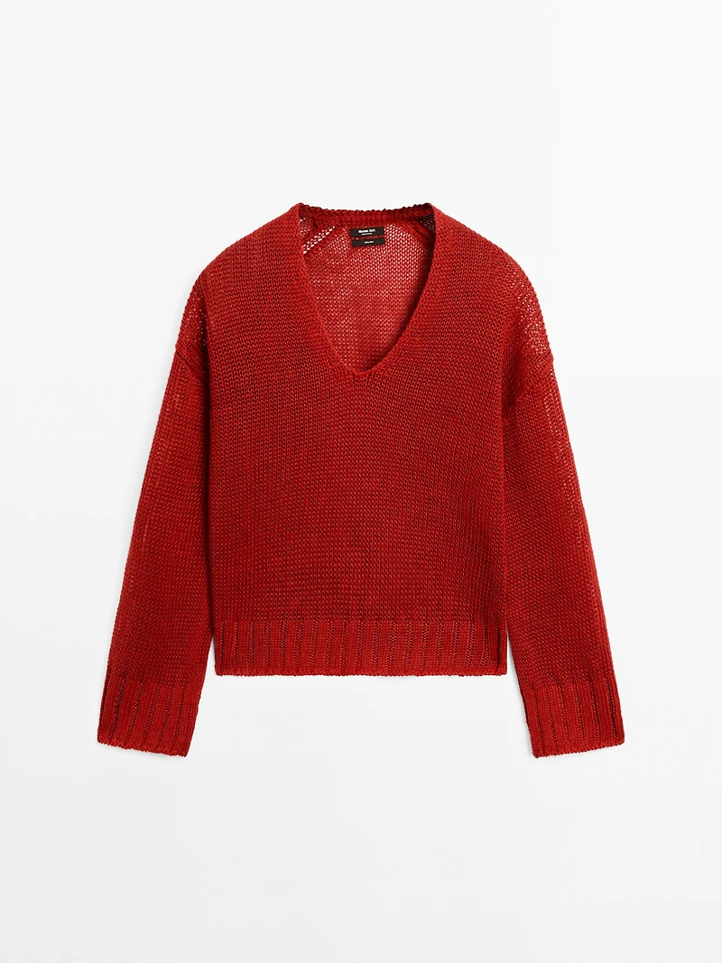 Linen V-neck knit sweater