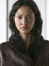 Mouton leather coat with crackled finish