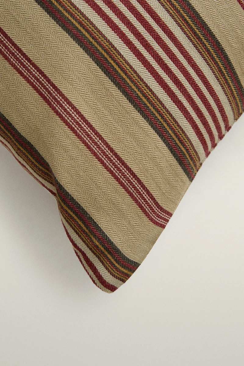HOUSSE DE COUSSIN COTON RAYURES TEXTURÉES | KATHARINE POLE
