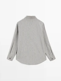 Chemisier fluide à rayures avec boutons fantaisie