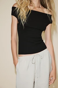 PLAIN KNIT BOAT NECK TOP