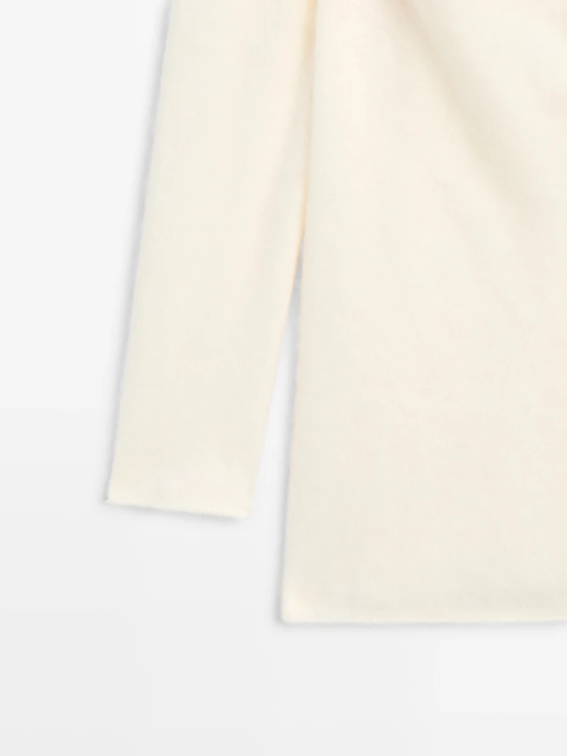 Knit wool and cashmere sweater with exposed shoulders