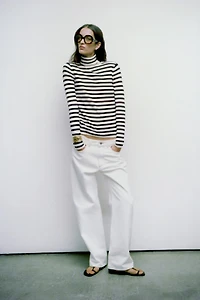 EXTRA SOFT STRIPED KNIT SWEATER