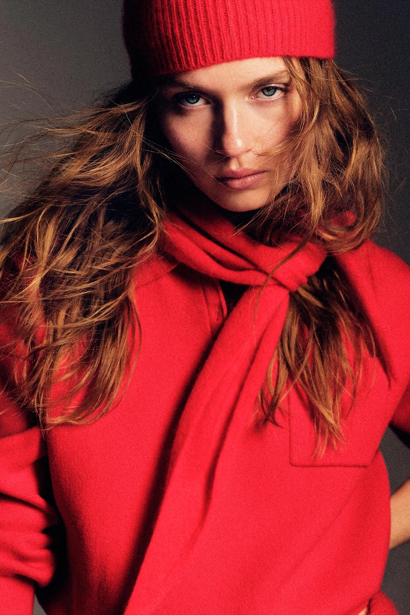 RIBBED CASHMERE BLEND BEANIE